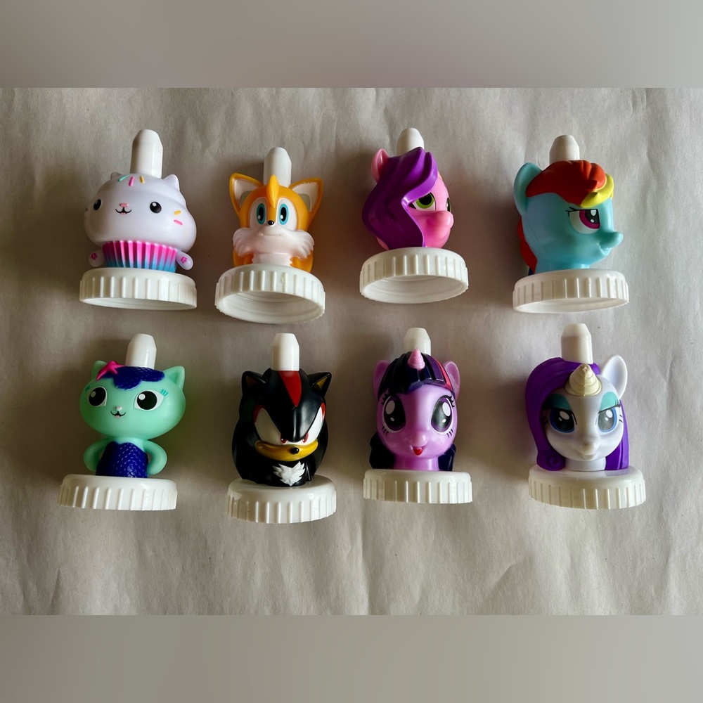 Good 2 Grow - Lot of 8 Collectible Juice Bottle Tops My Little Pony Themed